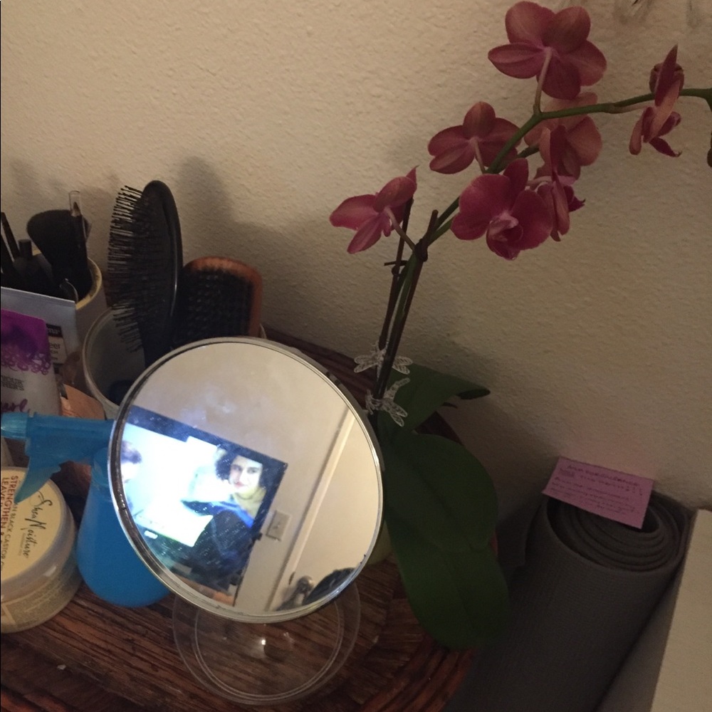 small desk mirror